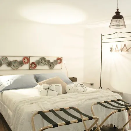 Li Suluri Bed & Breakfast